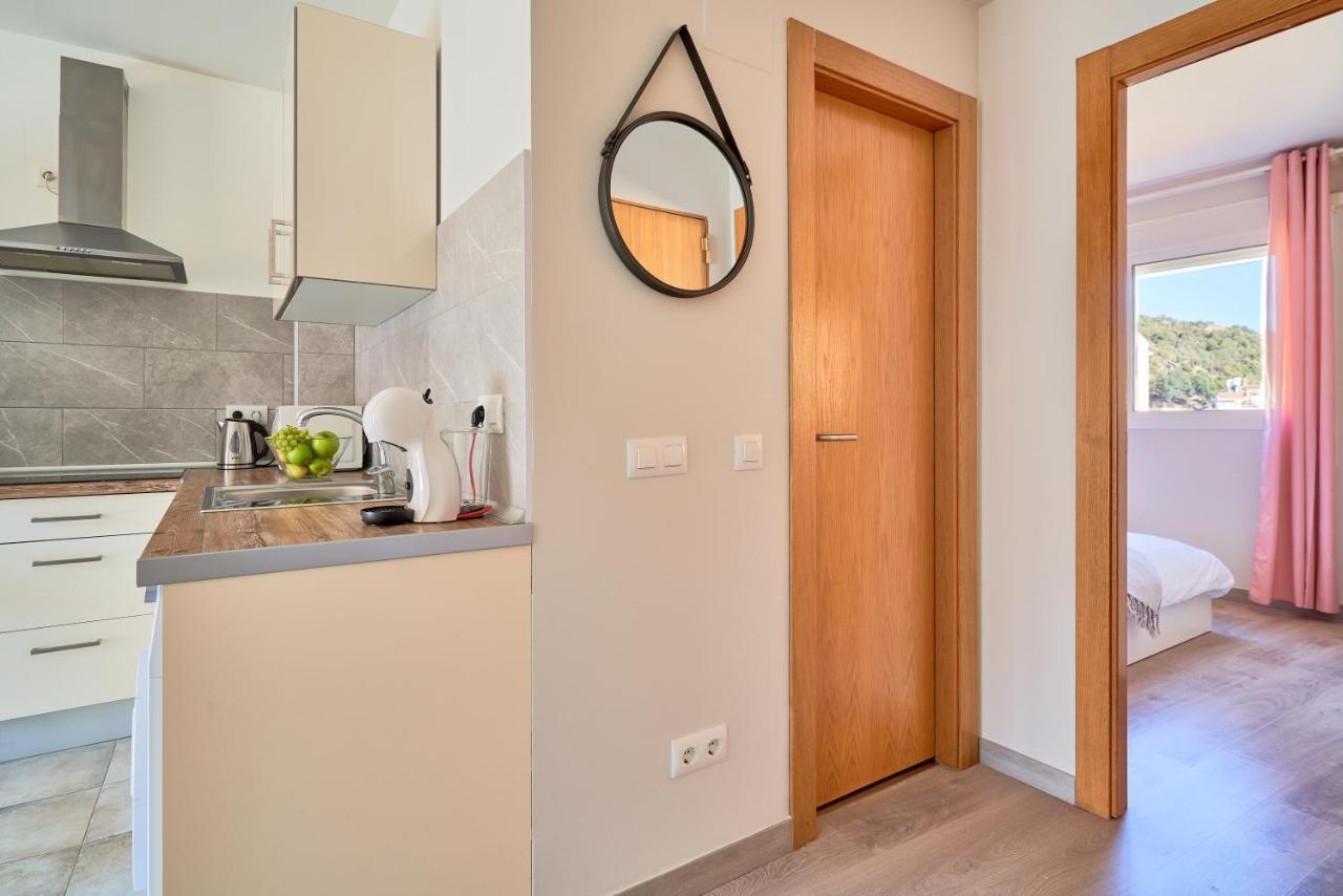 Апартаменты Charming And Bright Flat In The Heart Of Малага Экстерьер фото
